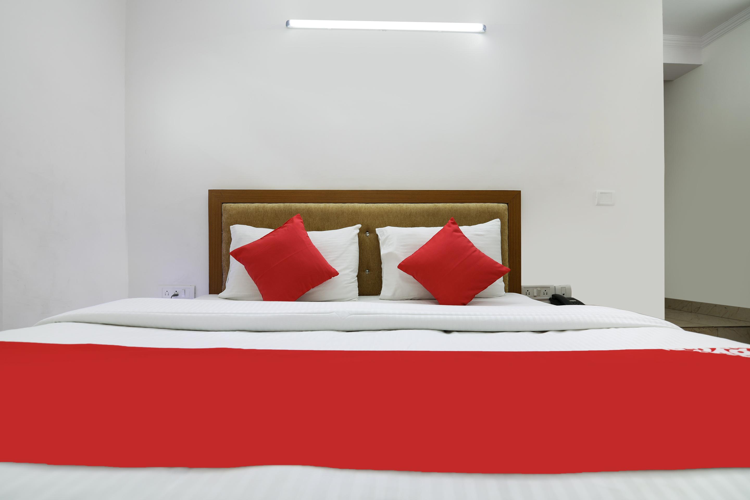 Hotel Wall Street Нью-Дели Экстерьер фото