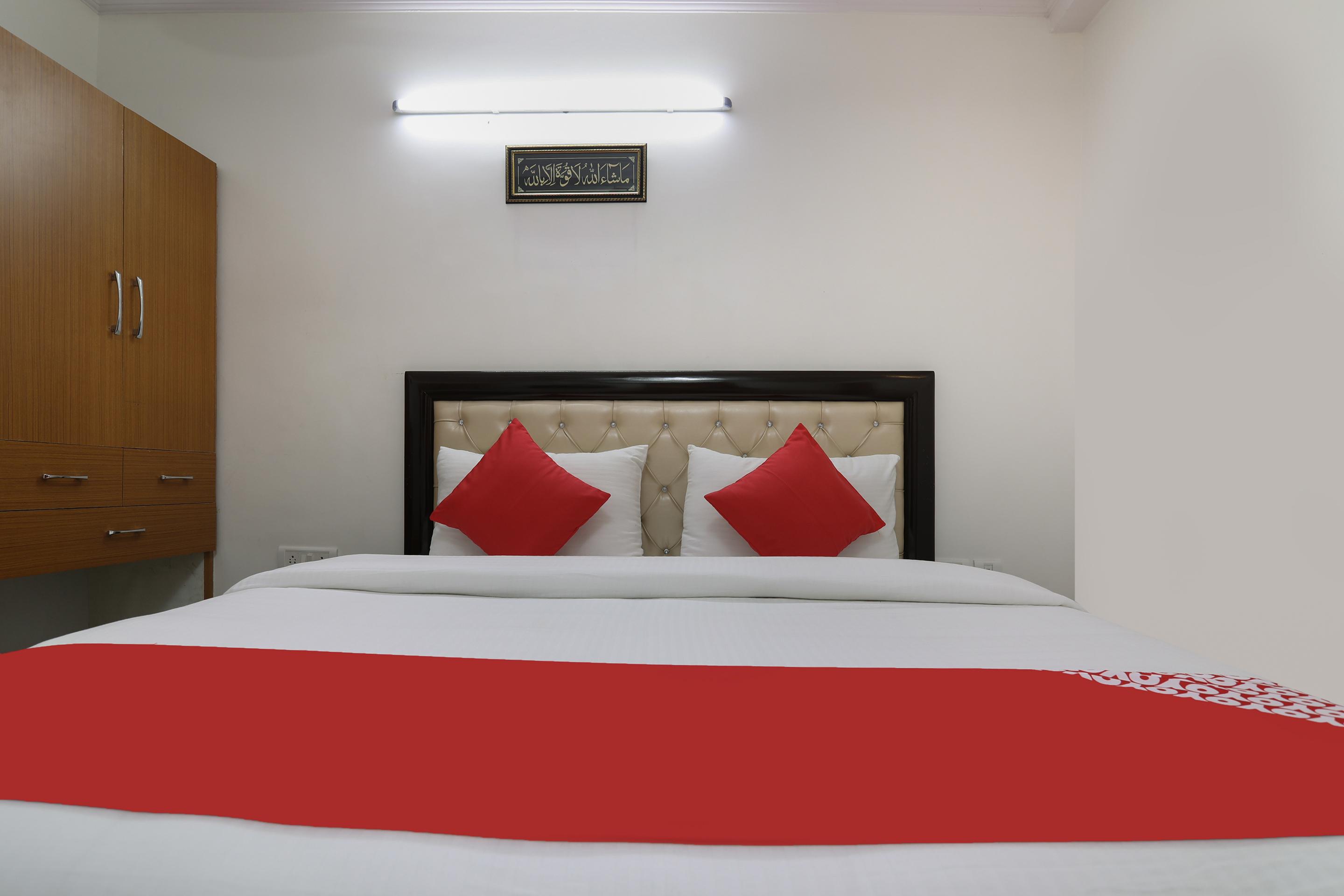 Hotel Wall Street Нью-Дели Экстерьер фото