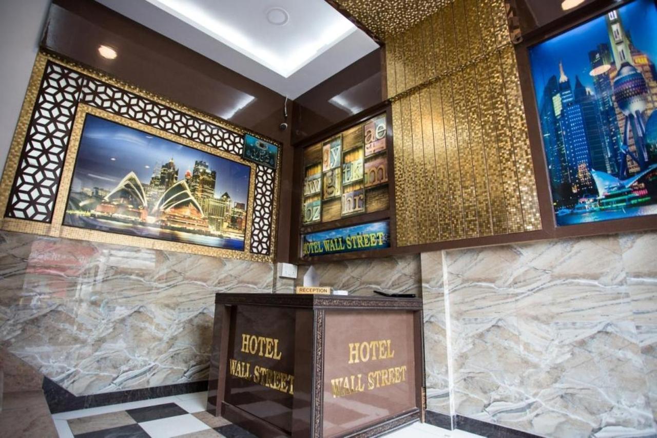 Hotel Wall Street Нью-Дели Экстерьер фото